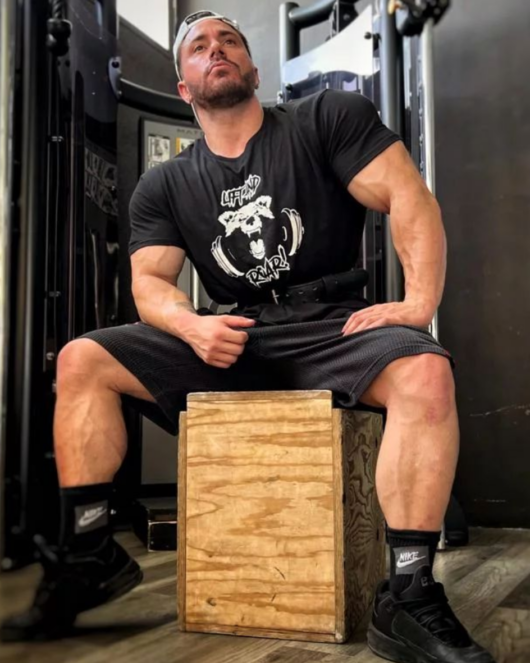 T-shirt LIFT AND ROAR, black